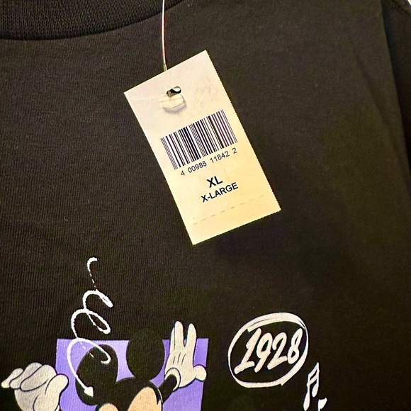Men’s Disney Mickey Mouse Black T-Shirt - Size XL - NWT - Picture 4 of 5
